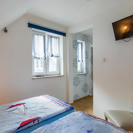 Holiday Boddenruhe By Interhome * Ummanz